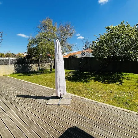 Ferienhaus Maison 3 Chambres, Jardin Clos, A Proximite, Bien Equipe, Wifi, Parking